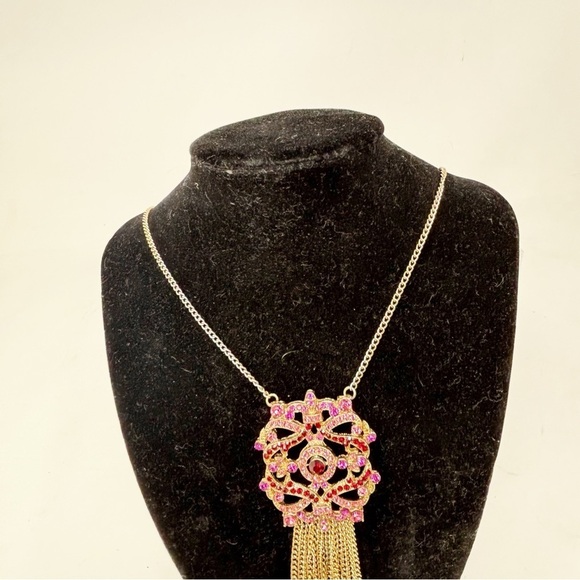 Round Entwined Pink Red Stone Filigree Necklace With Fringe Detail Up To 24” - Picture 4 of 8